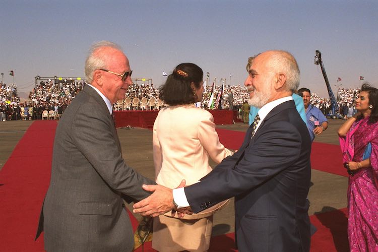 King Hussein jordon rabin-israel-peace_Government_Press_Office_GPO_-_PM_Yizhak_Rabin_and_Jordans_King_Hussein_greet_each_other
